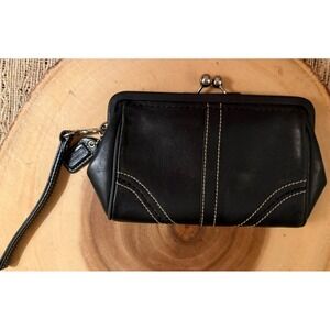 Coach Soho Black Stitched Leather Framed Kisslock‎ Wristlet Clutch Wallet 198$
